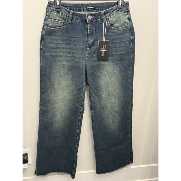 NWT FLAMINGALS Women's SMALL Wide Leg Dark Wash Jeans Raw Hem Stretch Comfort - Picture 1 of 9